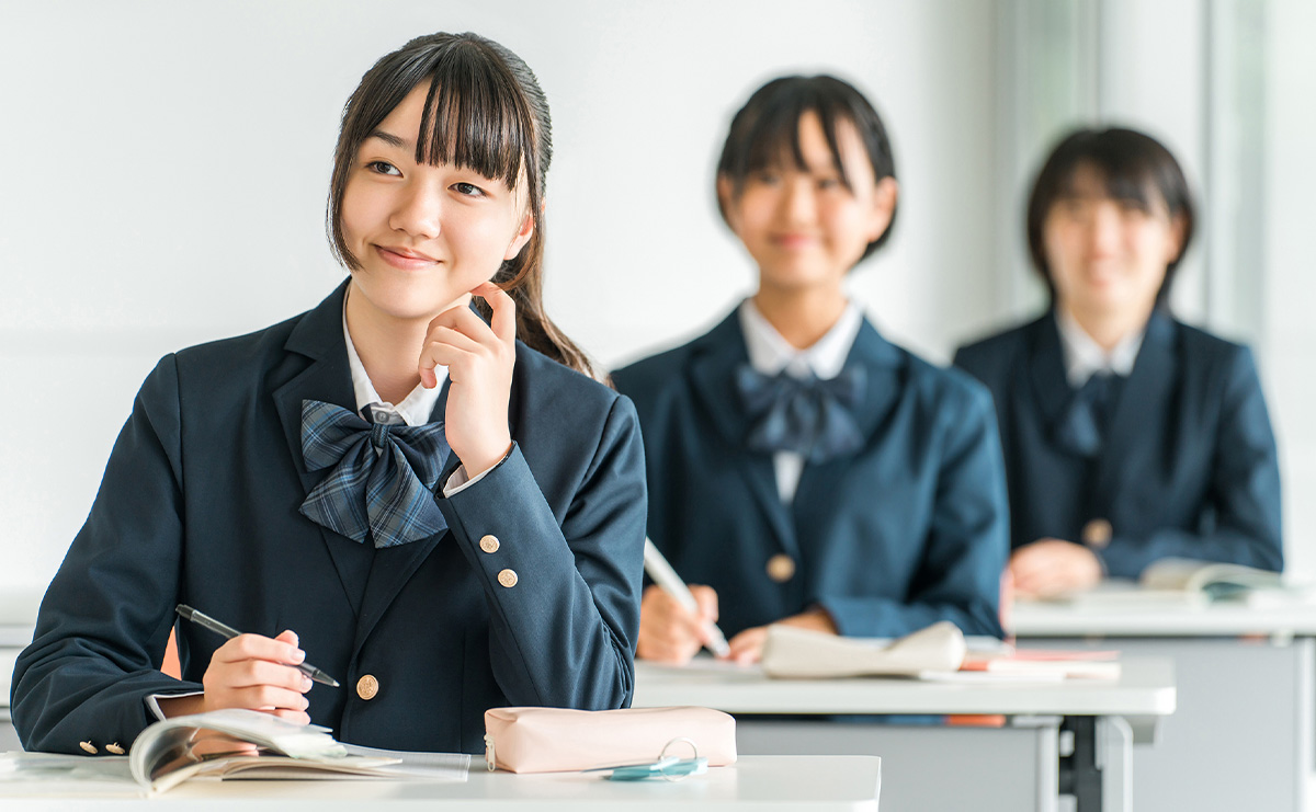 pic_知恵袋では腹毛が濃いかもと悩む中学生・高校生も!思春期はホルモンの分泌が増える時期